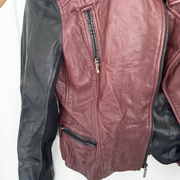 Laundry By Shelli Segal Burgundy & Black Genuine Leather Jacket - XS - Picture 2 of 8